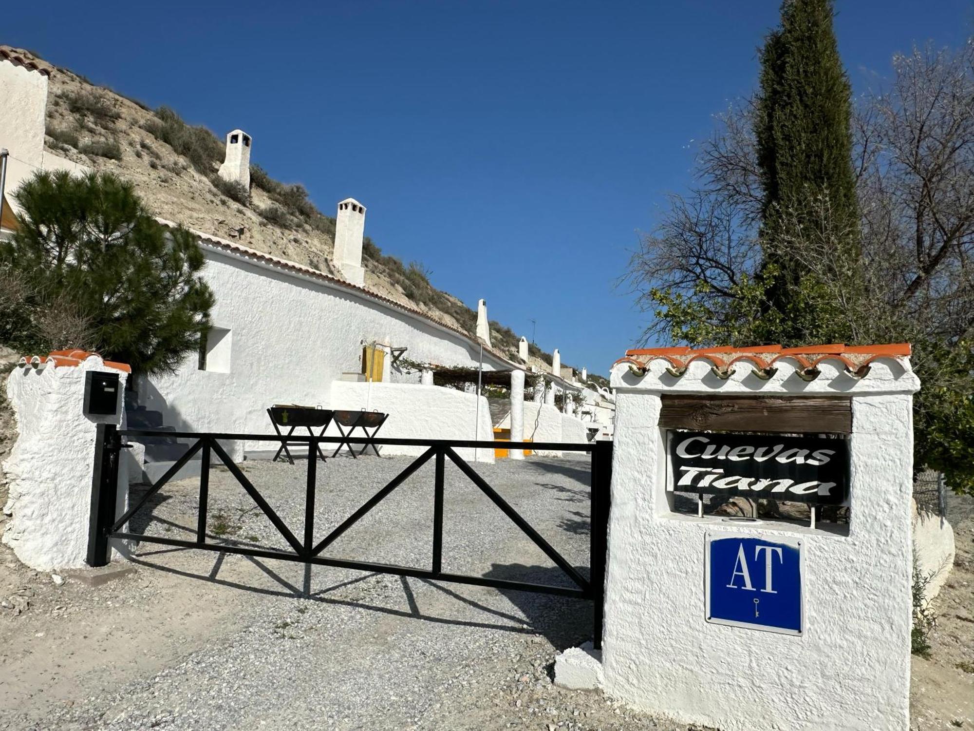 Alojamientos Cuevas Tiana El Aljibete Exteriér fotografie